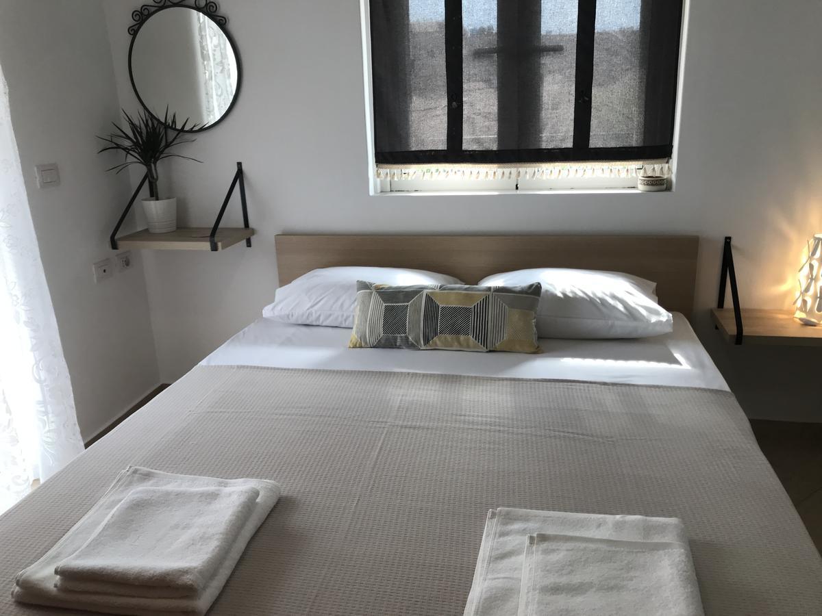 Aloe Vera Apartments Sarande Bagian luar foto