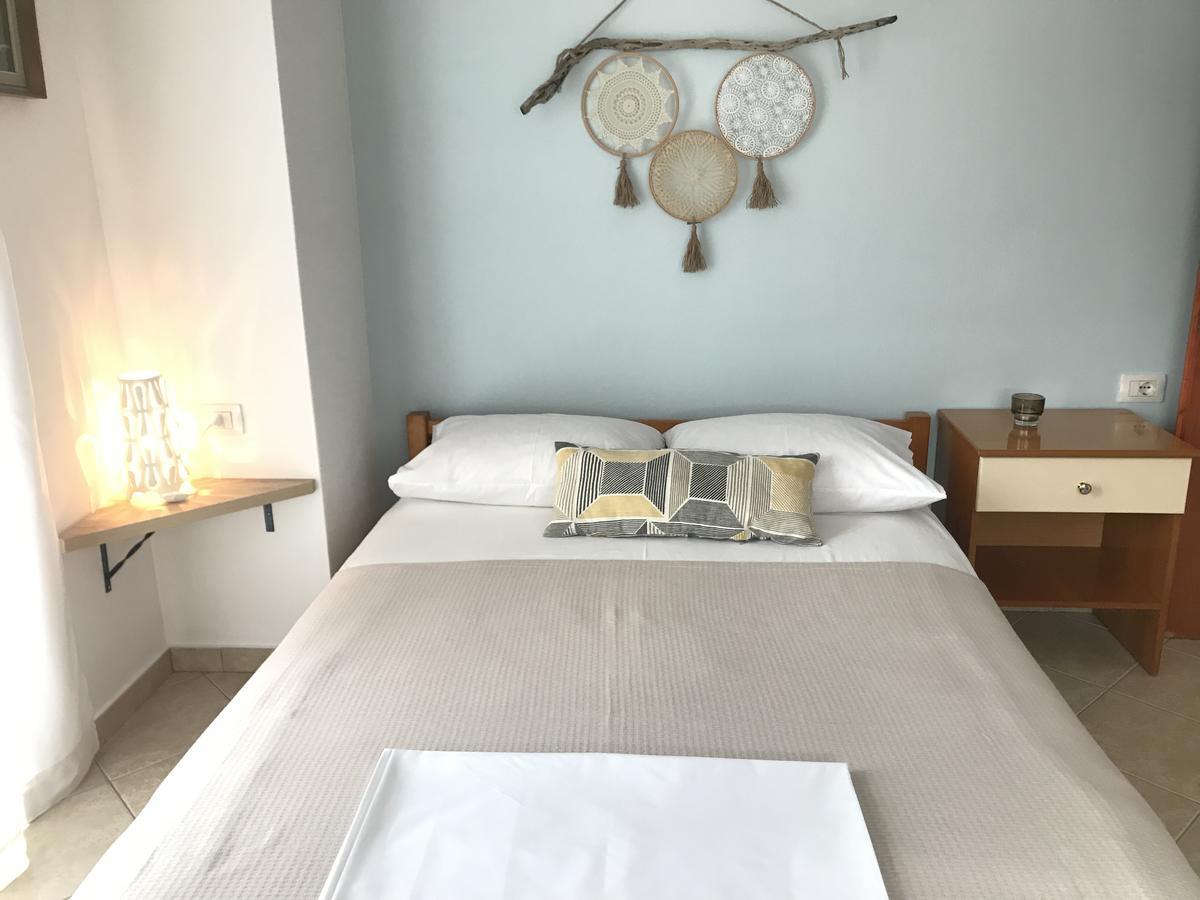 Aloe Vera Apartments Sarande Bagian luar foto