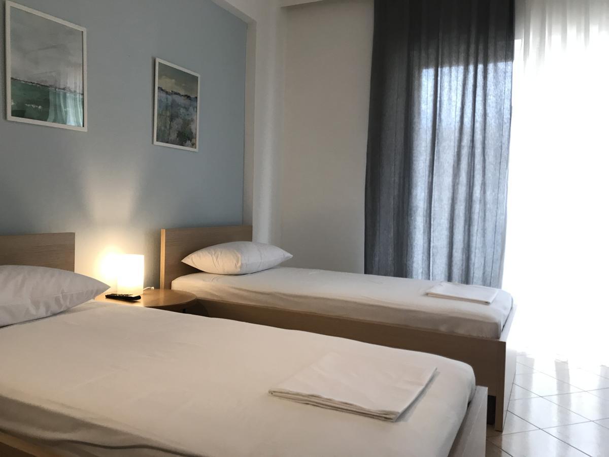 Aloe Vera Apartments Sarande Bagian luar foto