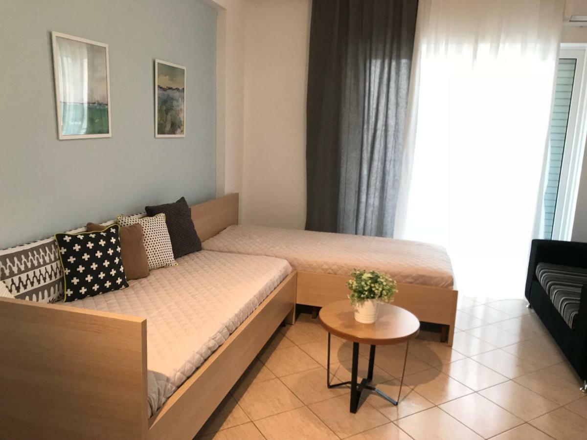 Aloe Vera Apartments Sarande Bagian luar foto